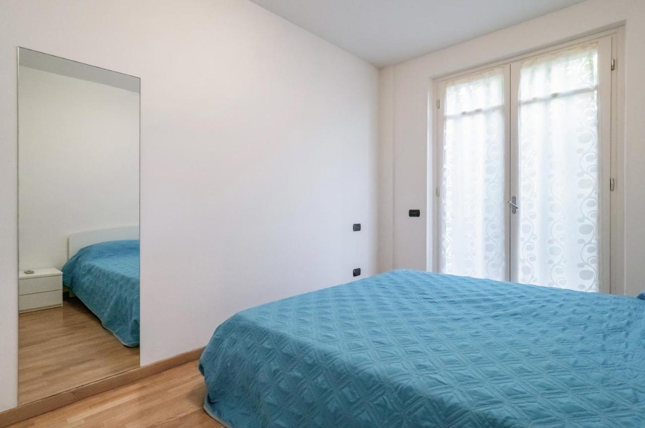Piana Di Solaro Modern Flat & Swimming Pool Apartment Lerici Exterior photo