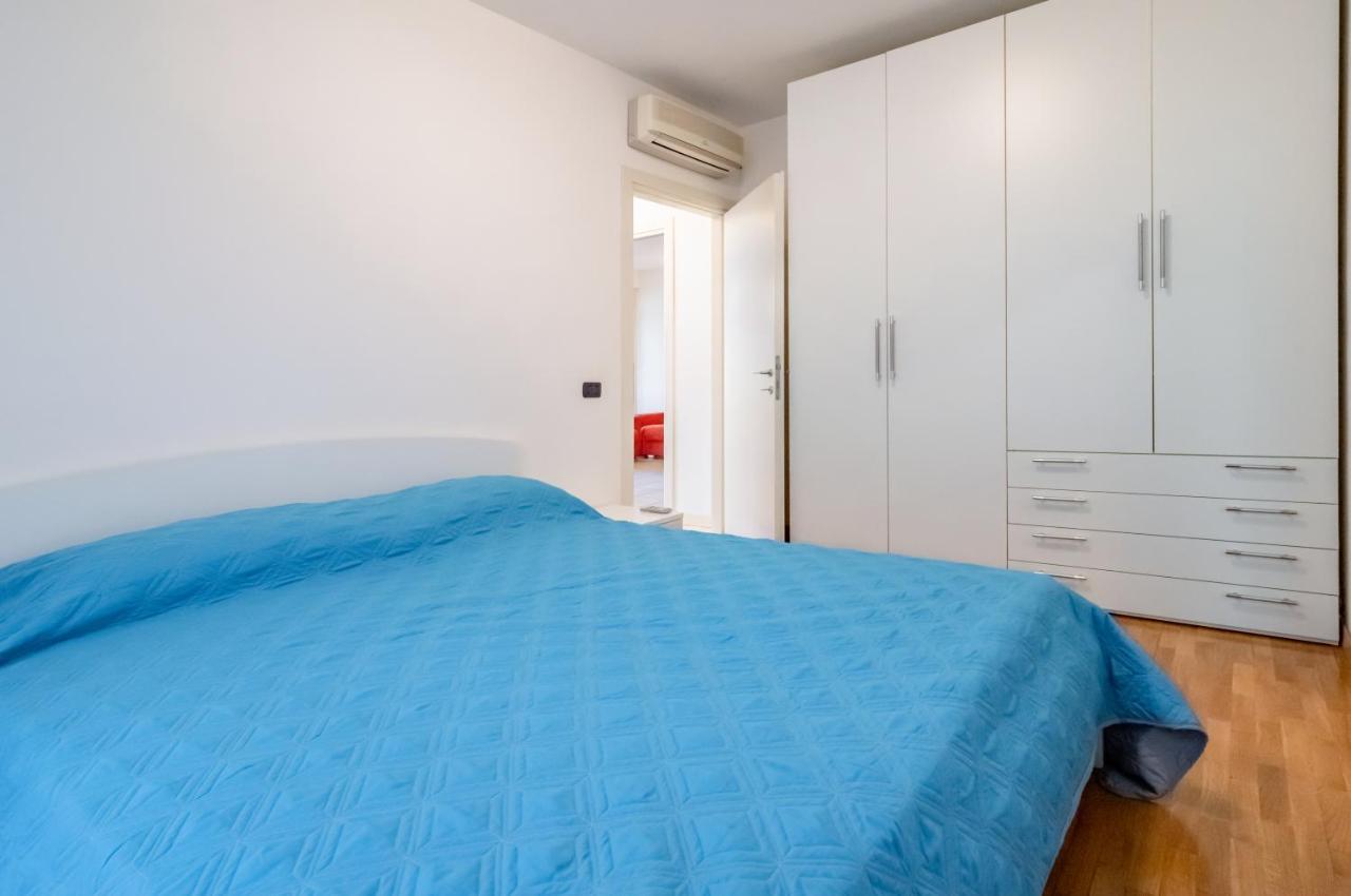 Piana Di Solaro Modern Flat & Swimming Pool Apartment Lerici Exterior photo